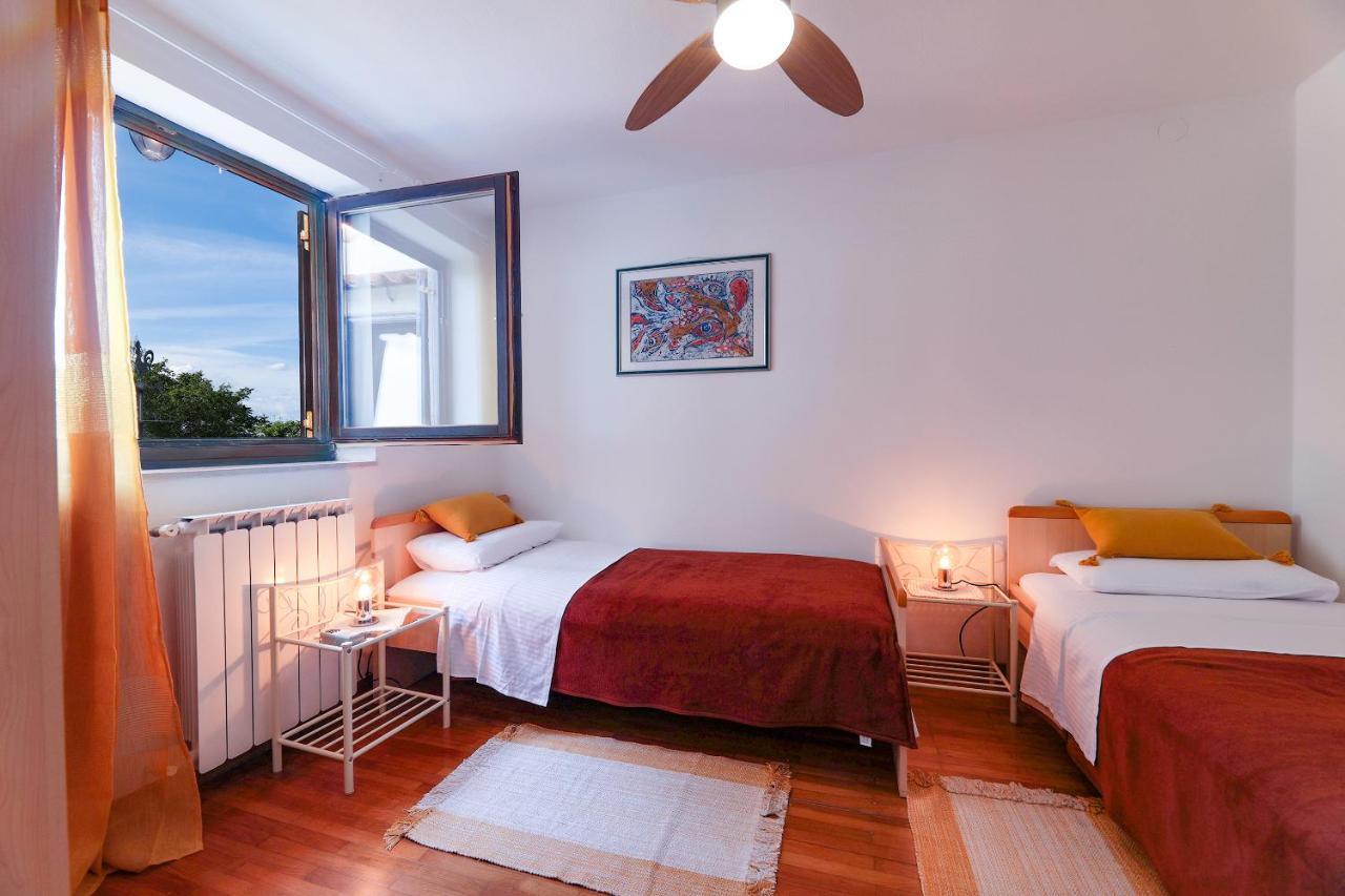 Marina Apartamento Rakalj